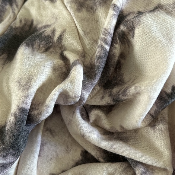 Lush Cowl Neck Tie-Dye Sweater | SIZE M - Picture 4 of 6